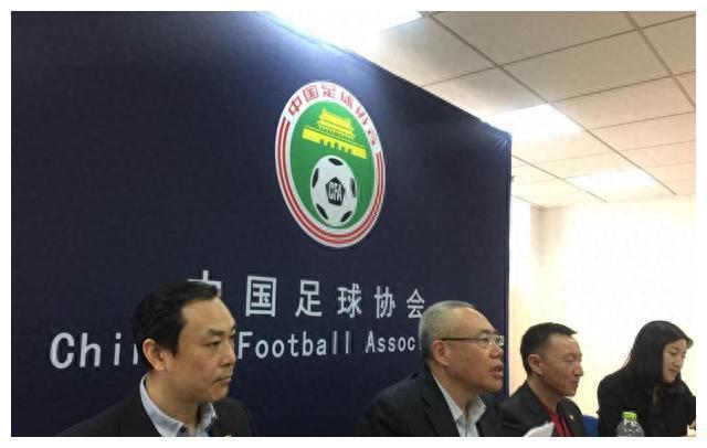 探讨中国足球转型之路，从基层做起