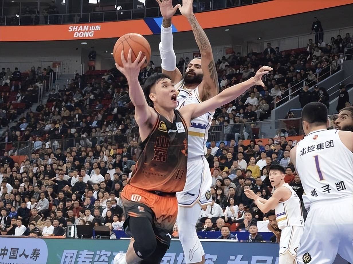 山东鲁能客场大胜对手，取得宝贵三分的简单介绍