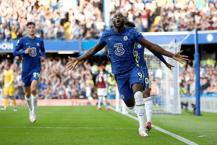 包含国际米兰客场告捷，逼近前四的词条