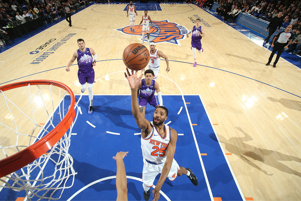 热火大胜尼克斯，豪取三连胜的简单介绍