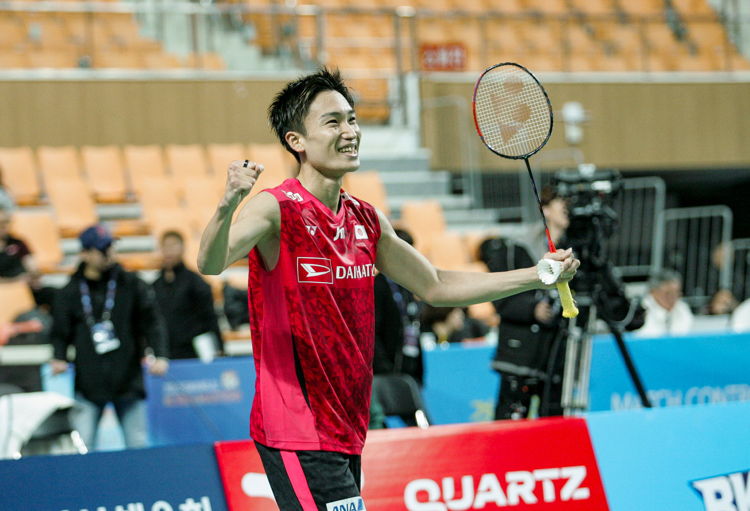 法国羽毛球队逆转中国羽毛球队,桃田贤斗制霸全场的简单介绍 法国羽毛球队逆转中国羽毛球队,桃田贤斗制霸全场的简单介绍