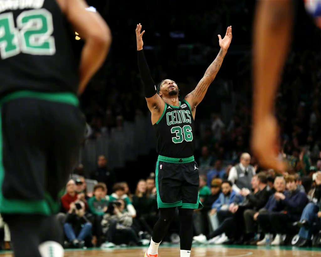 篮网大胜凯尔特人,终止对手不败记录! 篮网大胜凯尔特人,终止对手不败记录!