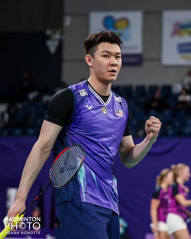 中国队完胜马来西亚队，李梓嘉带队取胜