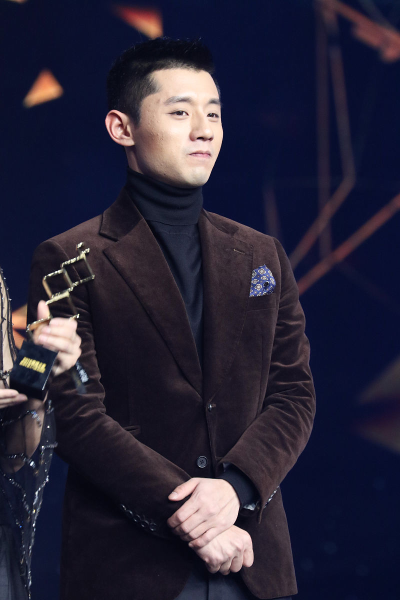 奥地利队轻取英格兰队,张继科惊艳四座 奥地利队轻取英格兰队,张继科惊艳四座