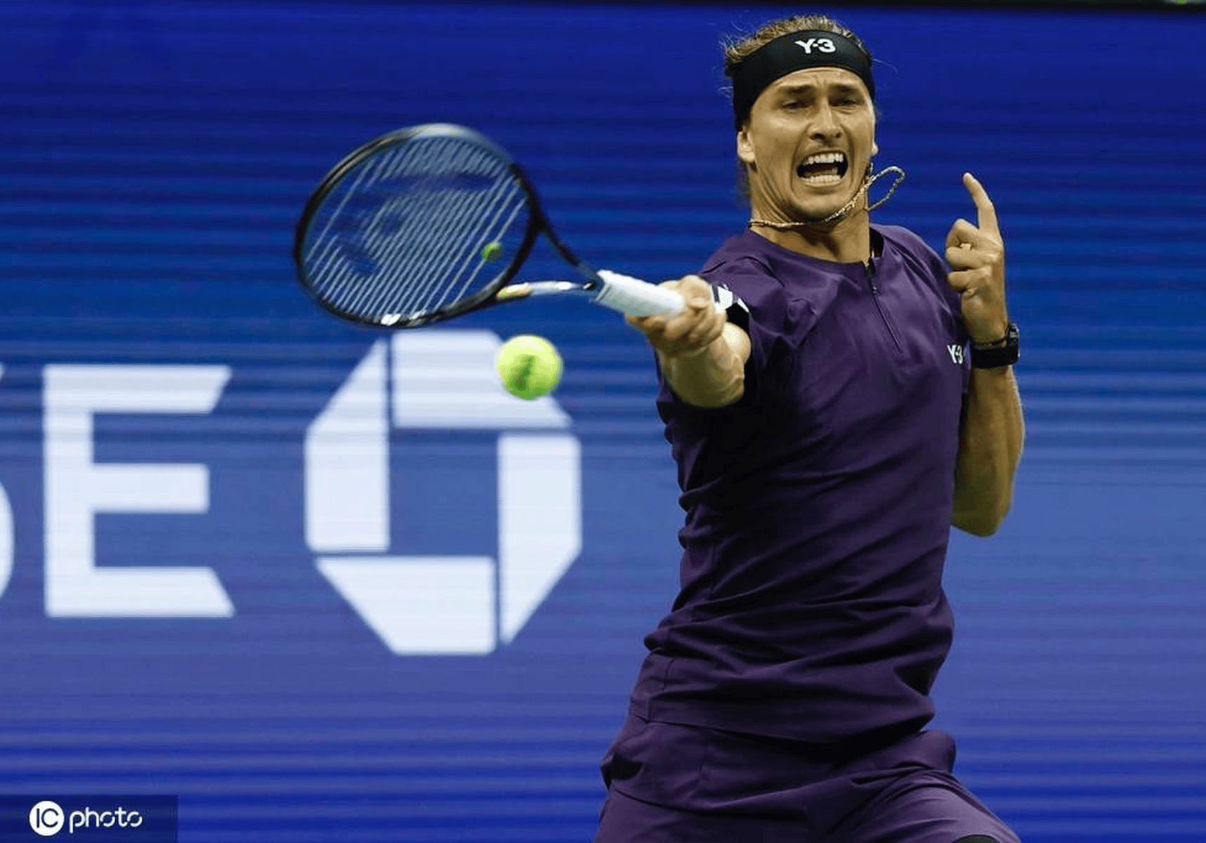 澳网险胜美网，兹维列夫高光表现