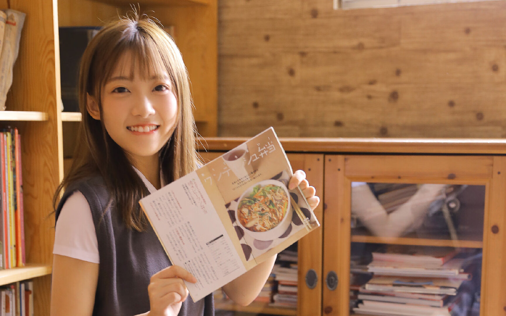 灰熊加时鏖战力克雄鹿，武切维奇化身关键先生