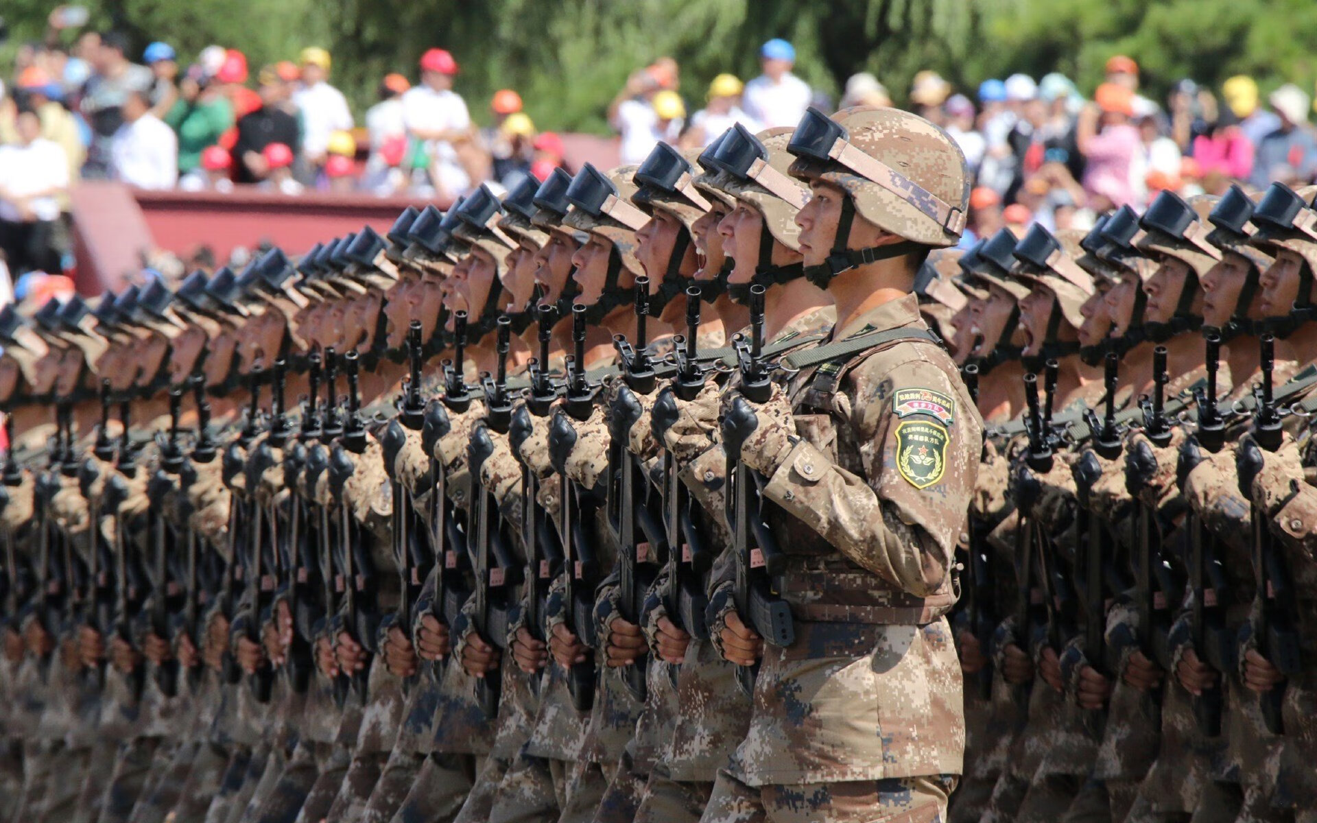 巴斯托尼点燃赛场，瑞典与尼斯的绿茵传奇对决