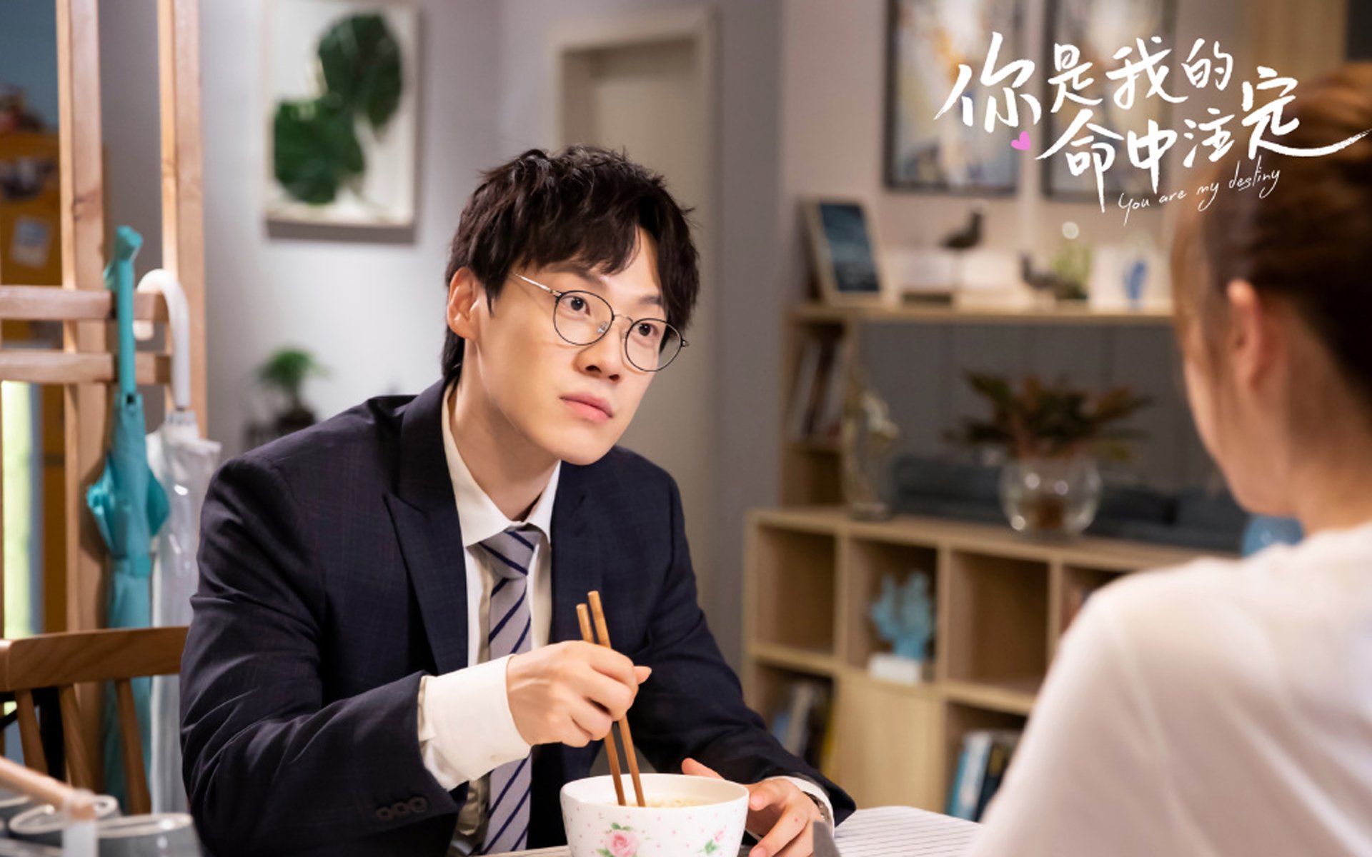 钝刀与快刃，当持续杀伤遇上精准一击，现代足球的战术隐喻