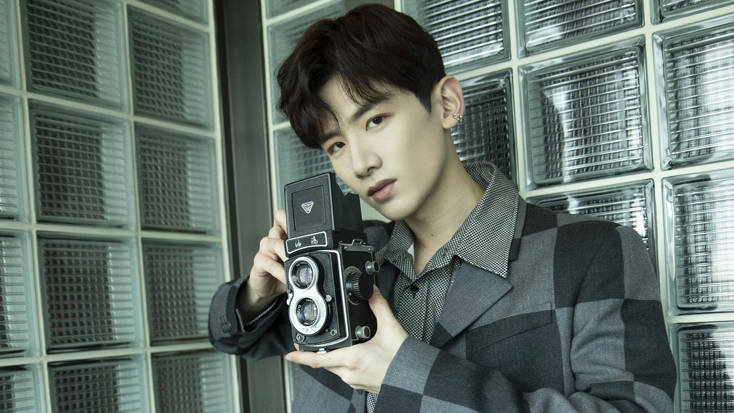 极速角逐与铁血对抗,当F1争冠硝烟映照篮球场的公牛之舞