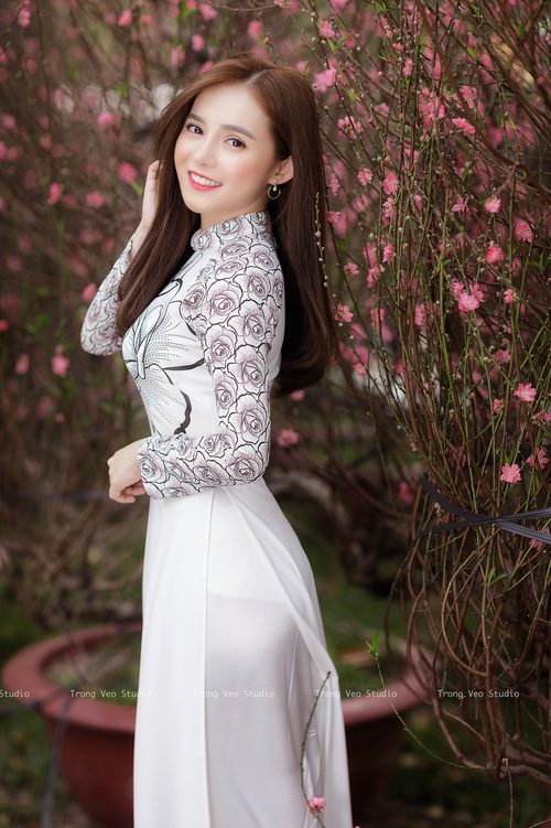 阿克，突尼斯攻防转换的节拍器，火力全开压制几内亚