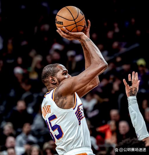 季后赛抢七之夜,杜兰特稳定输出不掉线 季后赛抢七之夜,杜兰特稳定输出不掉线