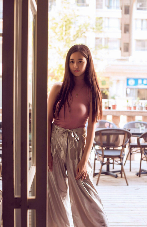 防守的艺术,哈利伯顿锁死猛龙,76人鏖战取胜